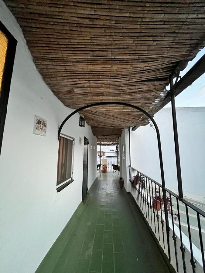 Pensión Bienvenido Sevilha Exterior foto