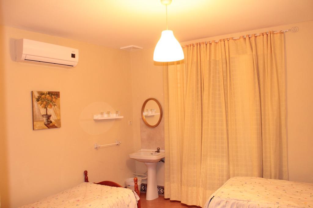 Pensión Bienvenido Sevilha Quarto foto